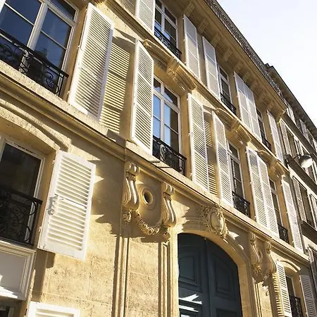 Pavillon Faubourg Saint-germain & 5* Parigi