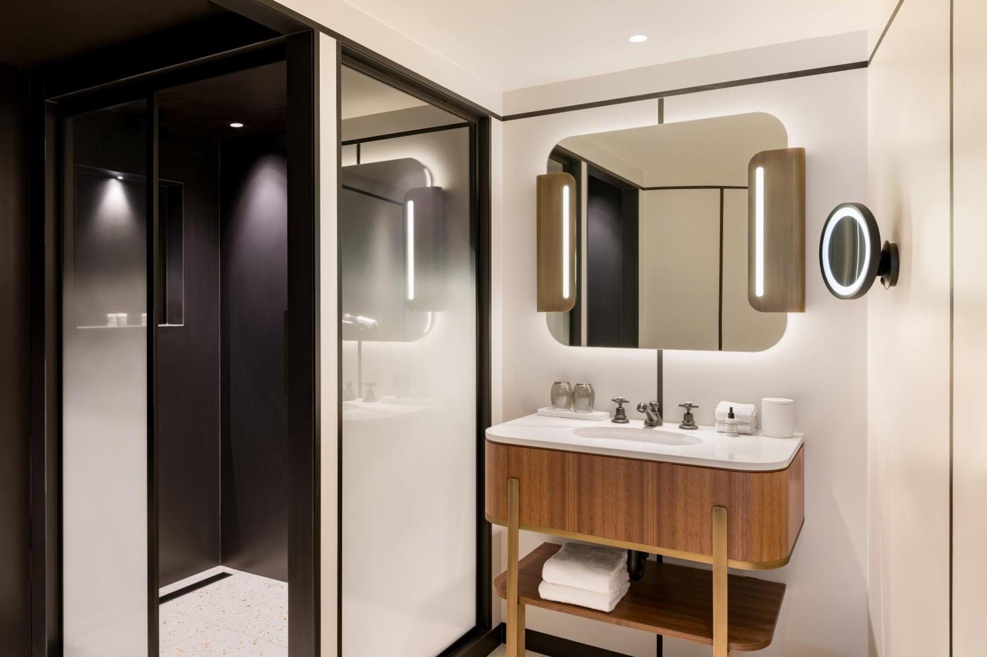 Pavillon Faubourg Saint-germain & Hotel